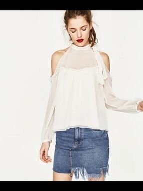 NWT Zara Cream Cold-Shoulder Tie-Neck Blouse Sz XS